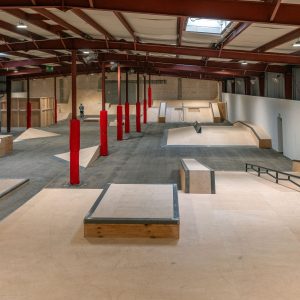 3Tages Skateboardkurs in den HERBSTFERIEN in Fürth INDOOR: Montag 03.11.2025 - Mittwoch 05.11.2025